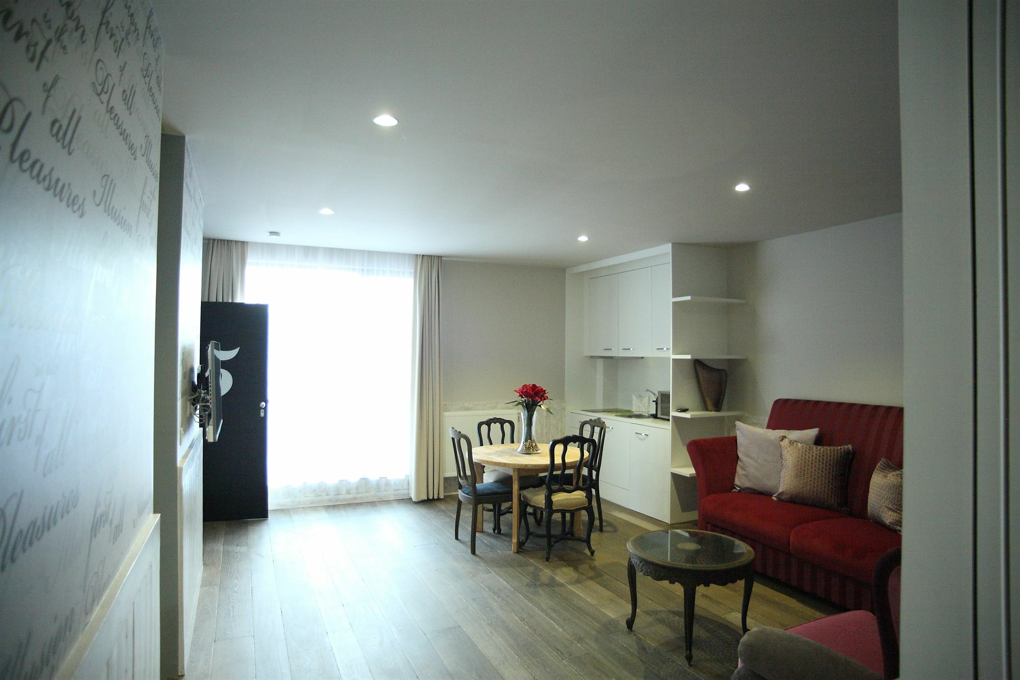Aparthotel L'Impronta Etterbeek Buitenkant foto